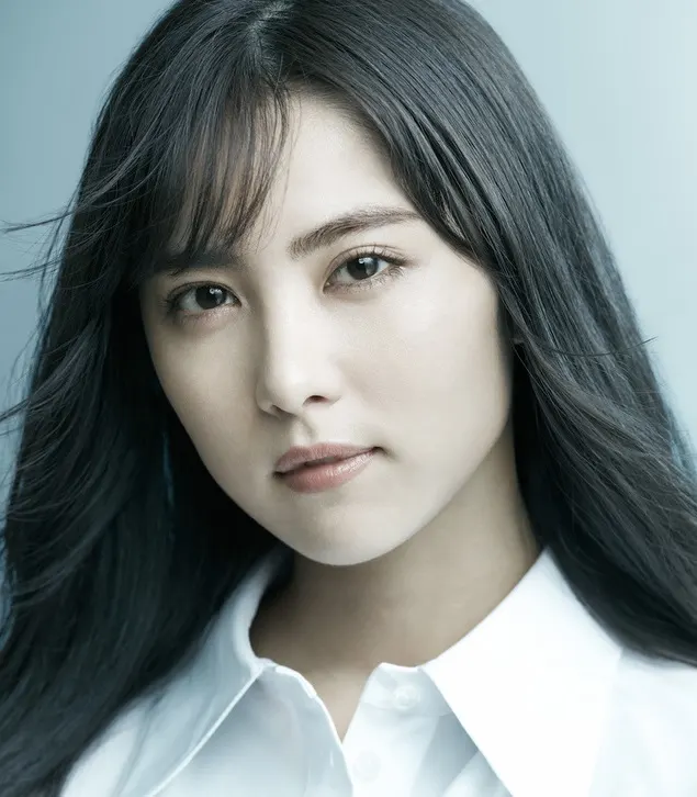 石川恋のヌード画像1