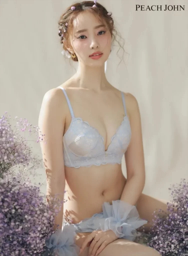 中町綾のランジェリー下着姿エロ画像5