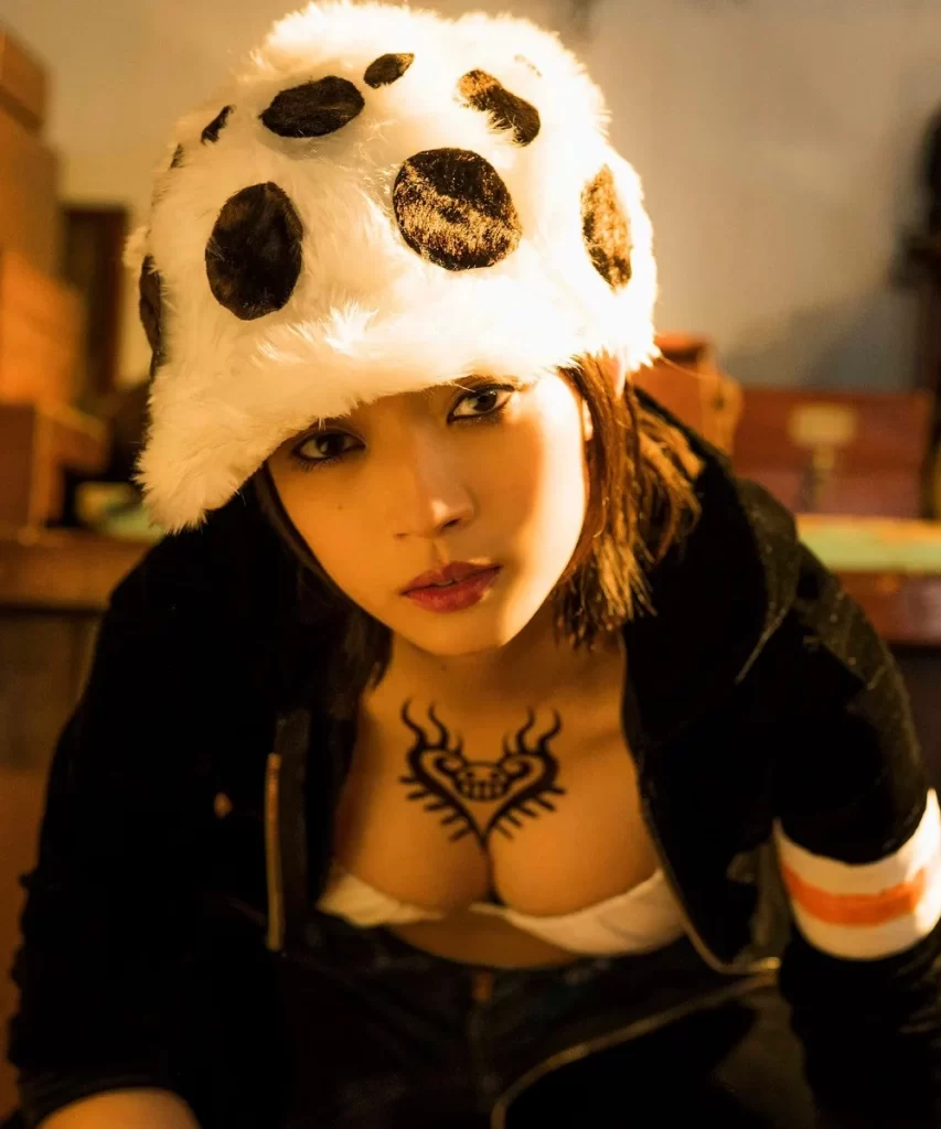 実写版トラファルガーロー(女体化)のエロ画像1