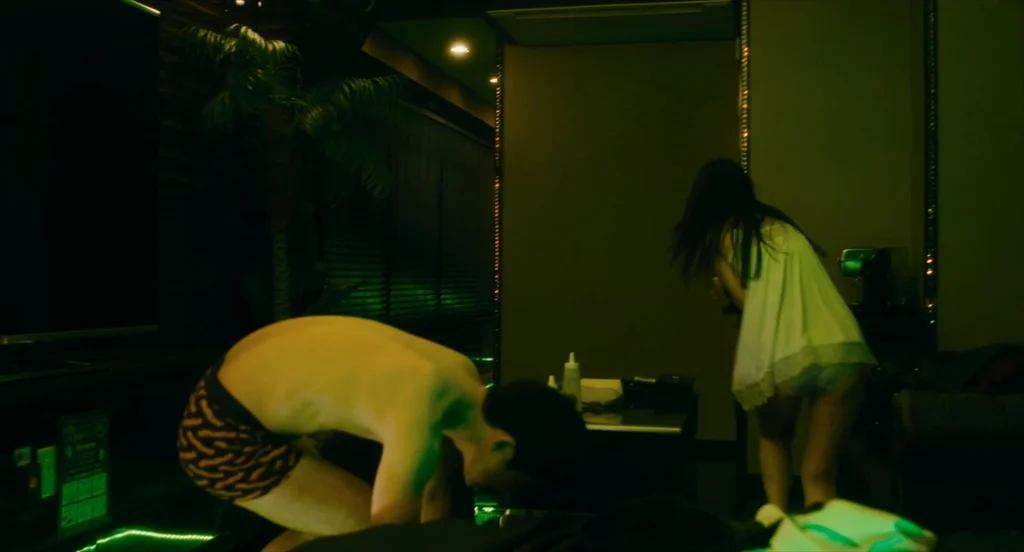 西野七瀬の濡れ場エロ画像8