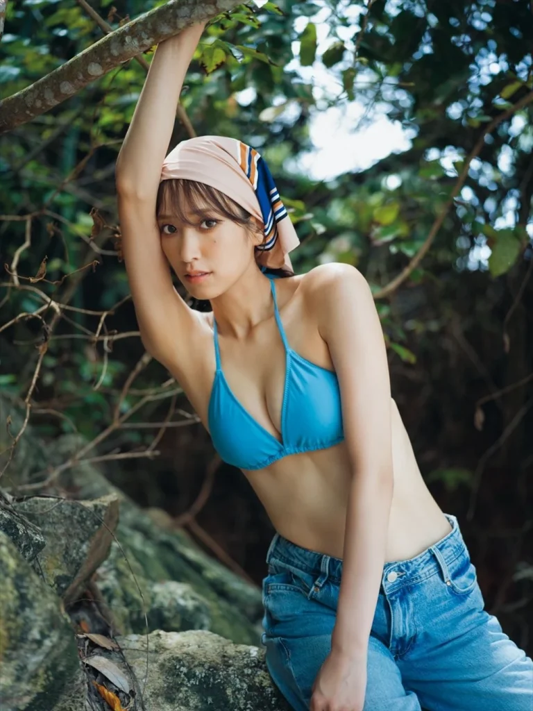 佐々木久美の写真集ビキニ水着姿エロ画像7