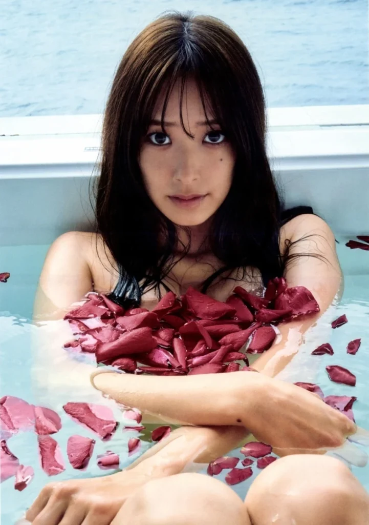 佐々木久美のヌードエロ画像2