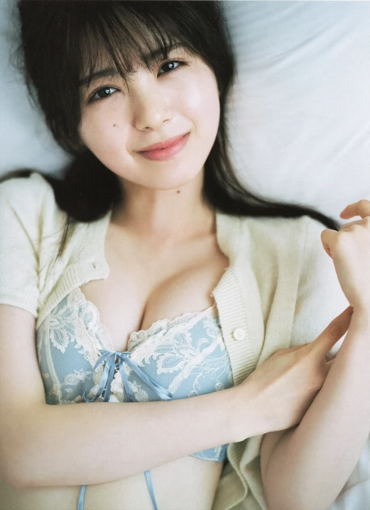 筒井あやめのランジェリー下着姿エロ画像7