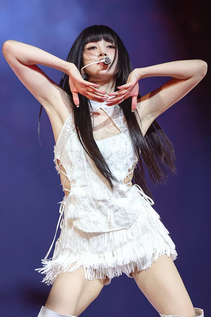 twiceミナの太ももエロ画像3