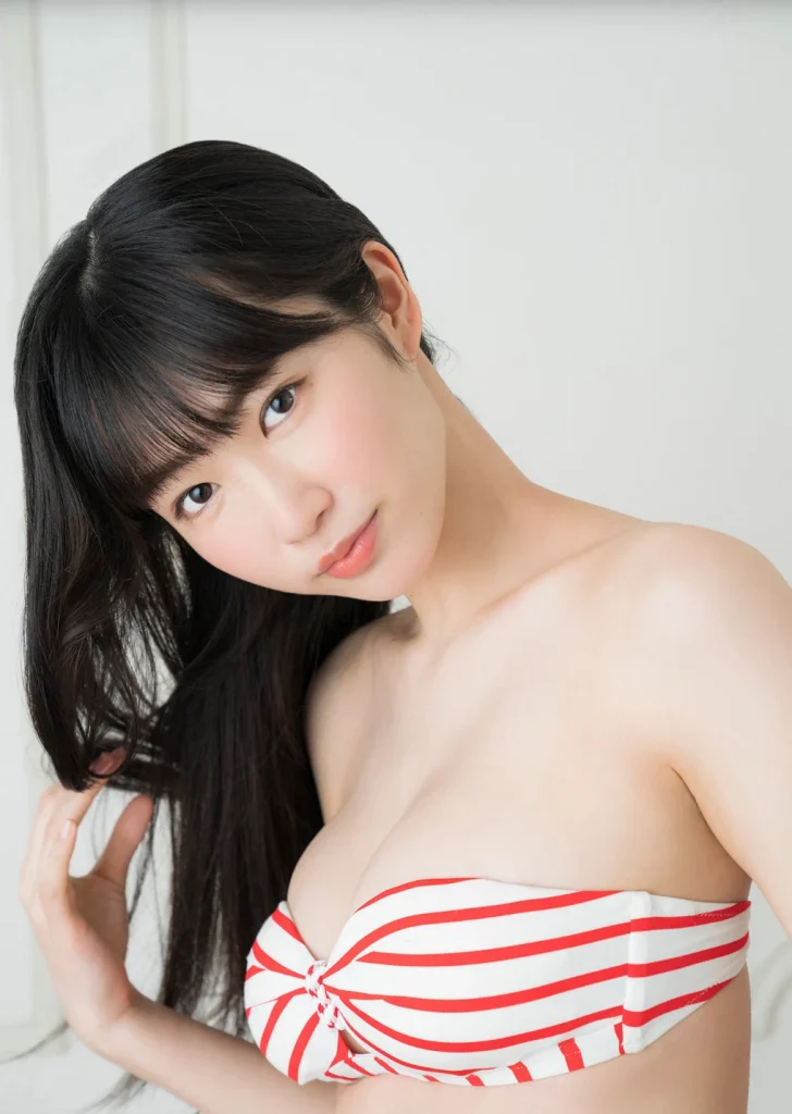 瑚々のCカップ美乳おっぱいエロ画像9