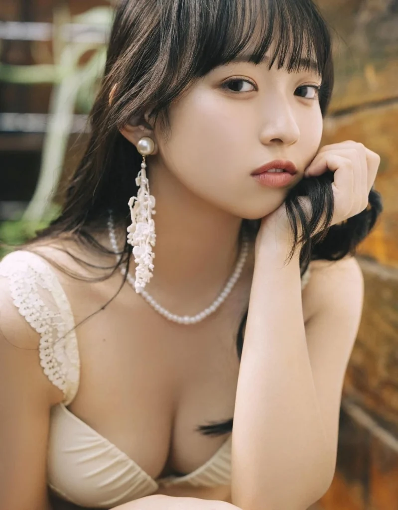 入間ゆいの美乳おっぱいエロ画像2