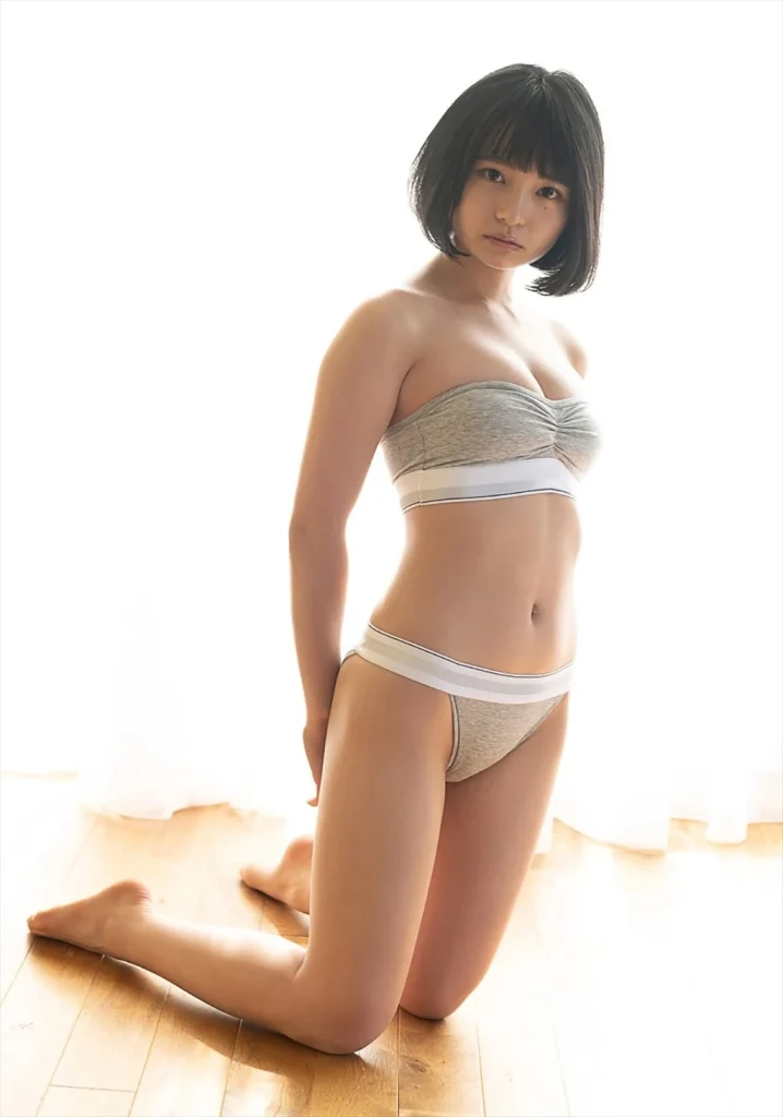桐原美月のランジェリー下着姿エロ画像5