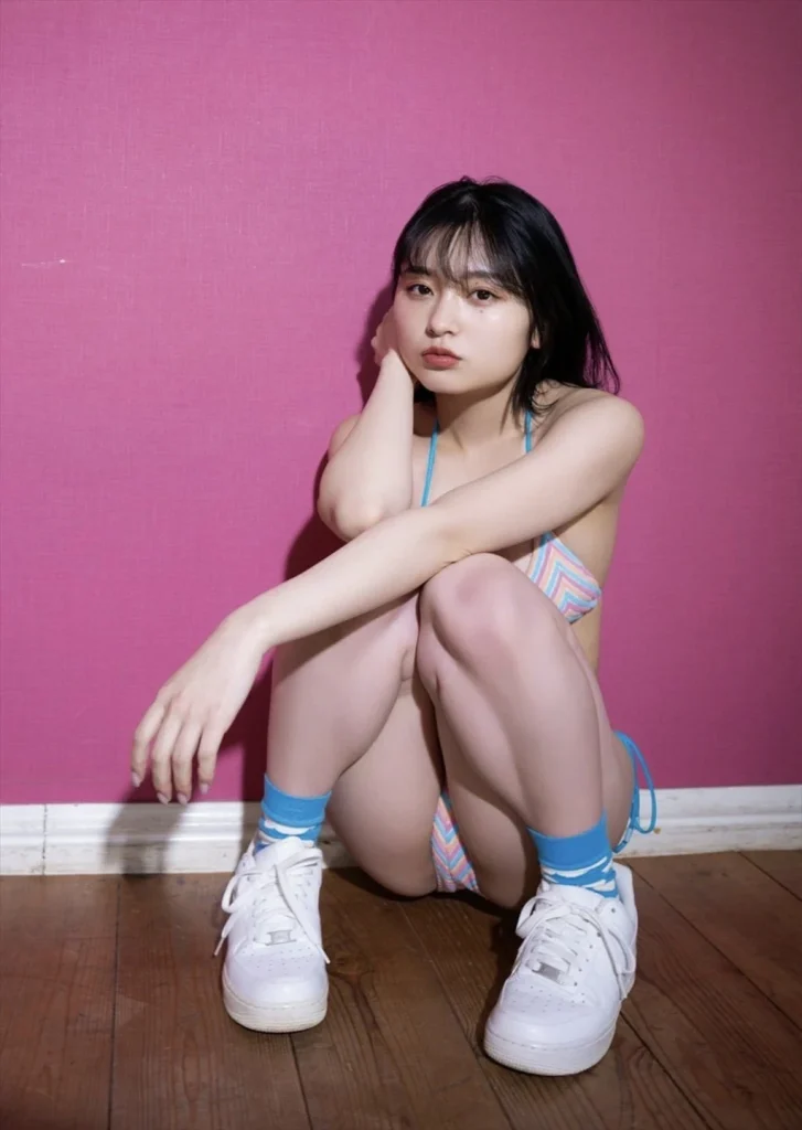 桐原美月のビキニ水着姿エロ画像7