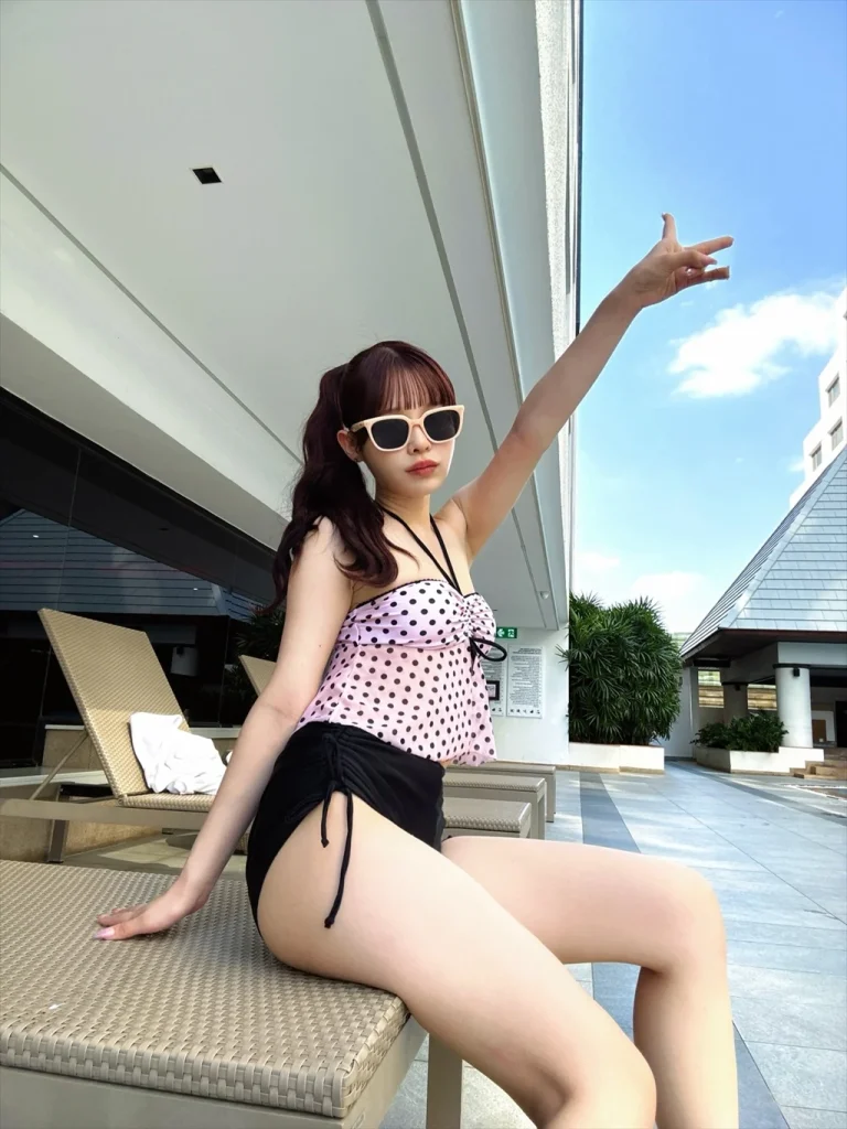 村川緋杏の水着姿エロ画像7