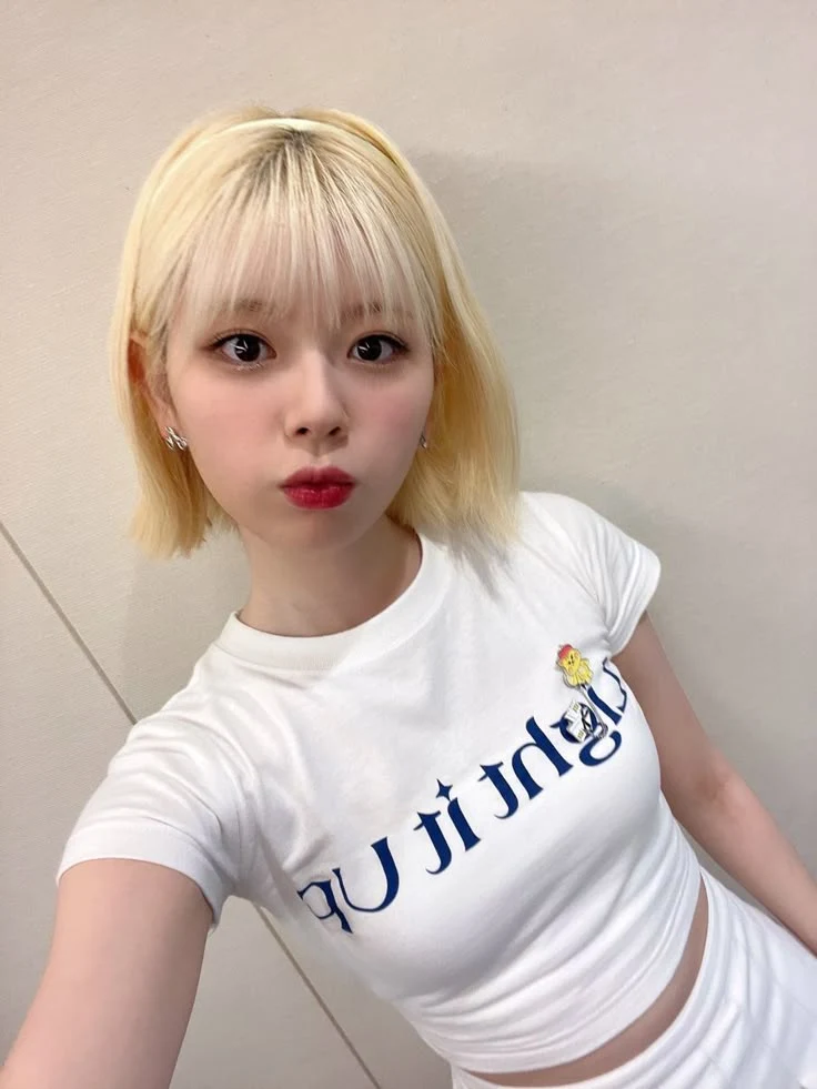 NiziUリクのおっぱい谷間エロ画像3