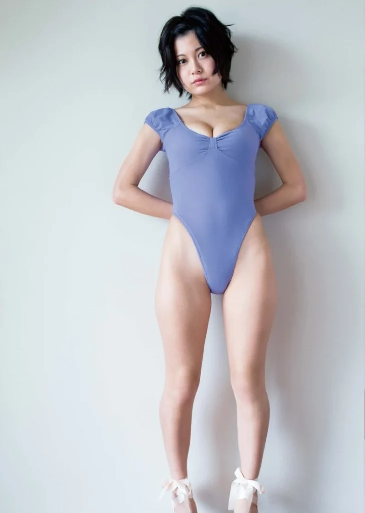 RaMuのモリマンハイレグエロ画像1