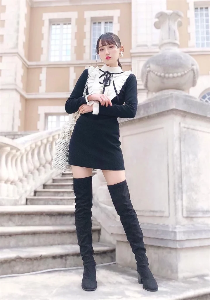 鈴木瞳美の美脚エロ画像5