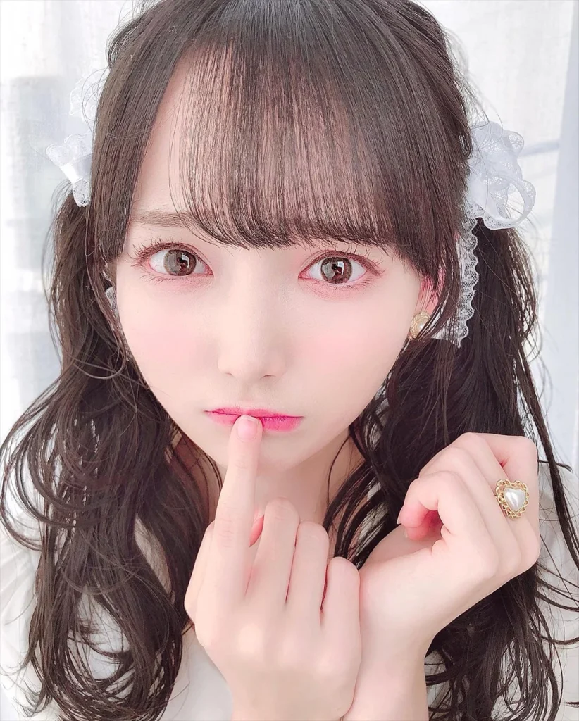 鈴木瞳美の顔マンコエロ画像17